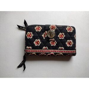 Vera Bradley Quilted Floral Wallet Black Multi‎ Card Holder Zip Around Organizer